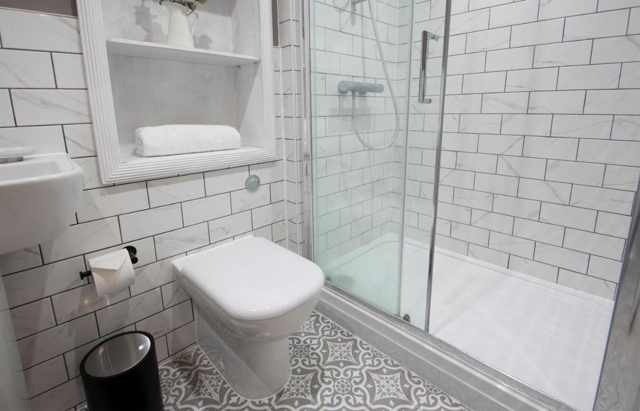 Modern Apartment In Leamington Spa City Centre Buitenkant foto