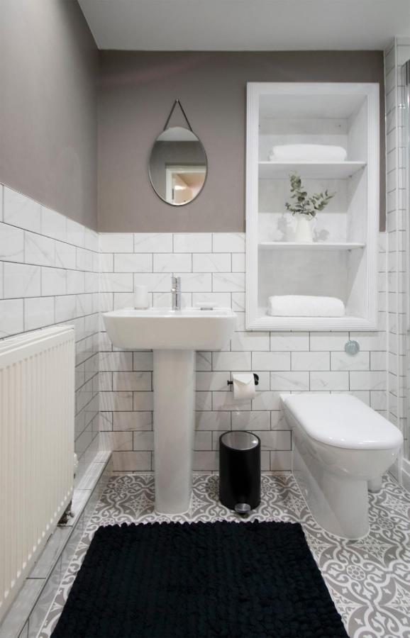 Modern Apartment In Leamington Spa City Centre Buitenkant foto
